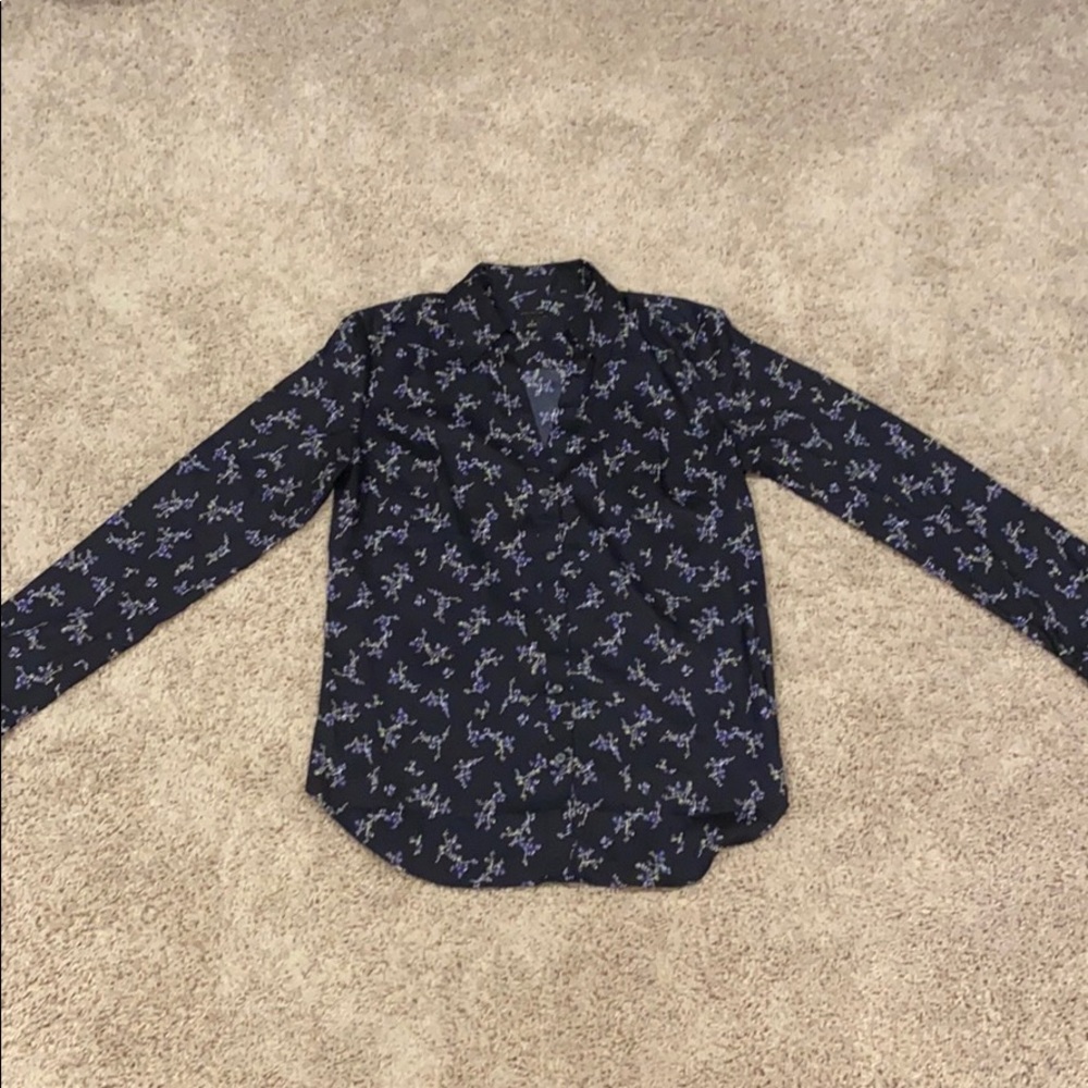 Long sleeve dress shirt